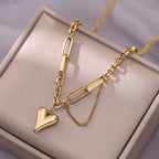 Anti-Tarnish Heart Themed Charm Gold Bracelet