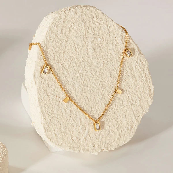 Anti Tarnish Gold Plated Geometric Necklace For Women