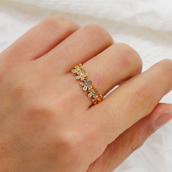 Anti-Tarnish Floral Themed Adjustable Gold Finger Ring - Luxn