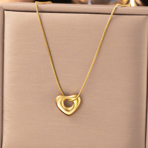 Anti-Tarnish Heart Themed Gold Pendant - Luxn